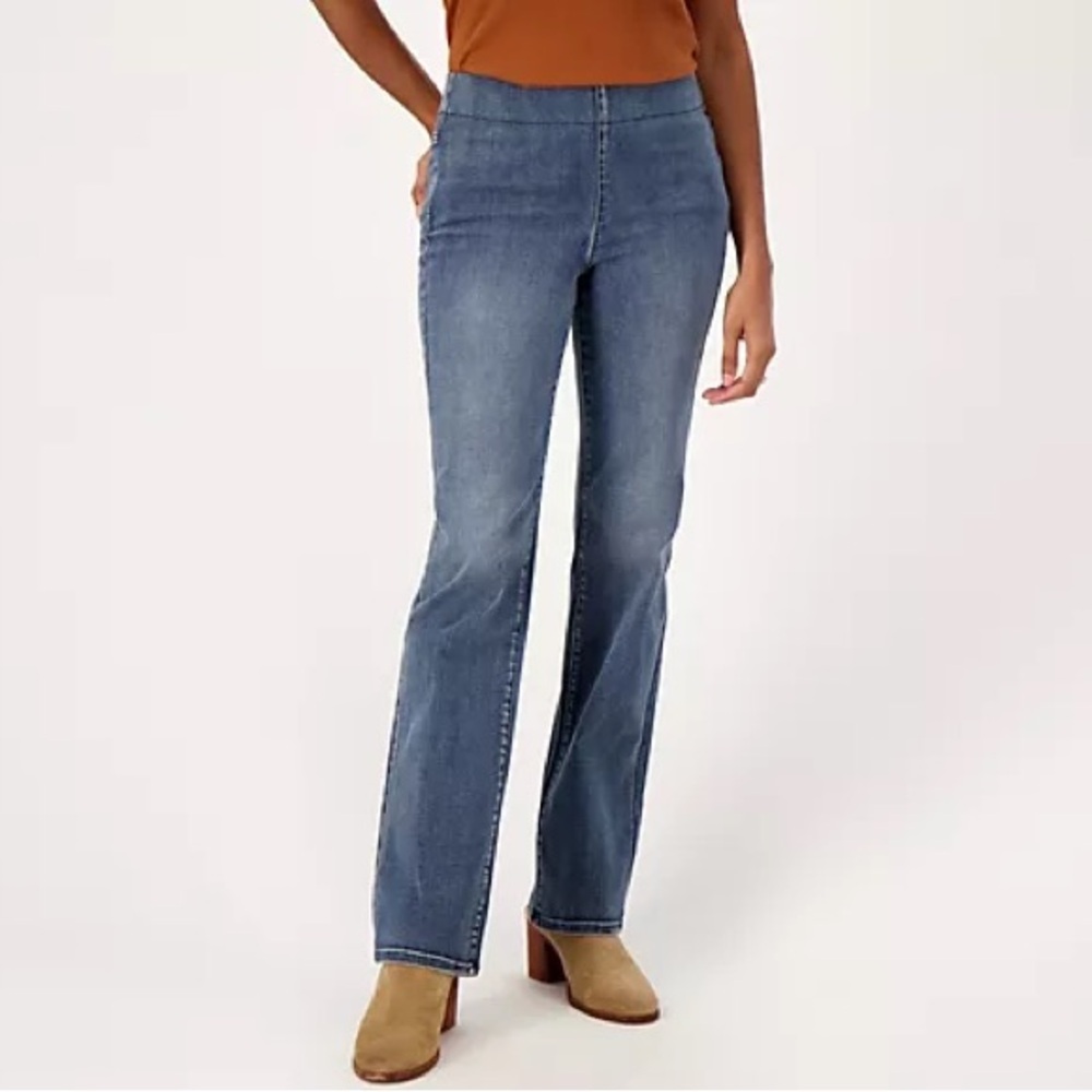 NYDJ Lrg NWOT Sculpt-Her Straight Leg Pull On Jeans In Pristine MSHD8782